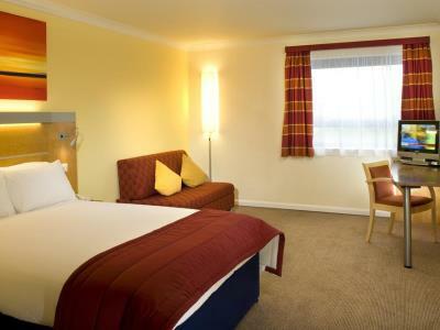 Holiday Inn Express London Golders Green, An Ihg Hotel Finchley Ngoại thất bức ảnh