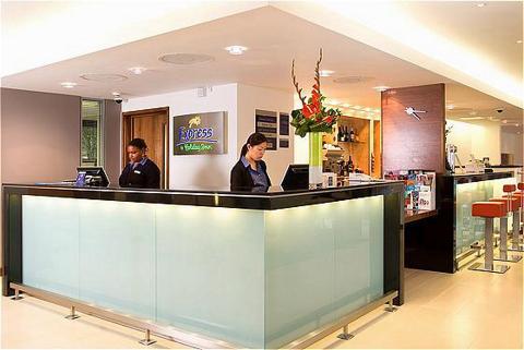 Holiday Inn Express London Golders Green, An Ihg Hotel Finchley Ngoại thất bức ảnh