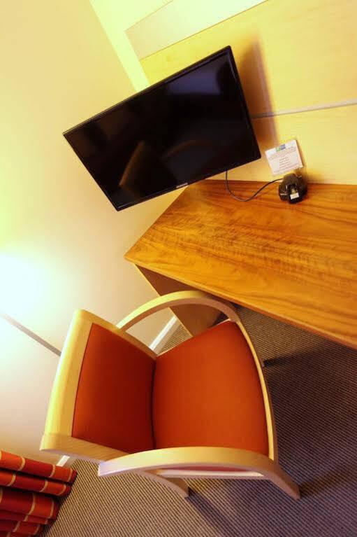 Holiday Inn Express London Golders Green, An Ihg Hotel Finchley Ngoại thất bức ảnh